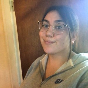 Meet your Posher, Noemi